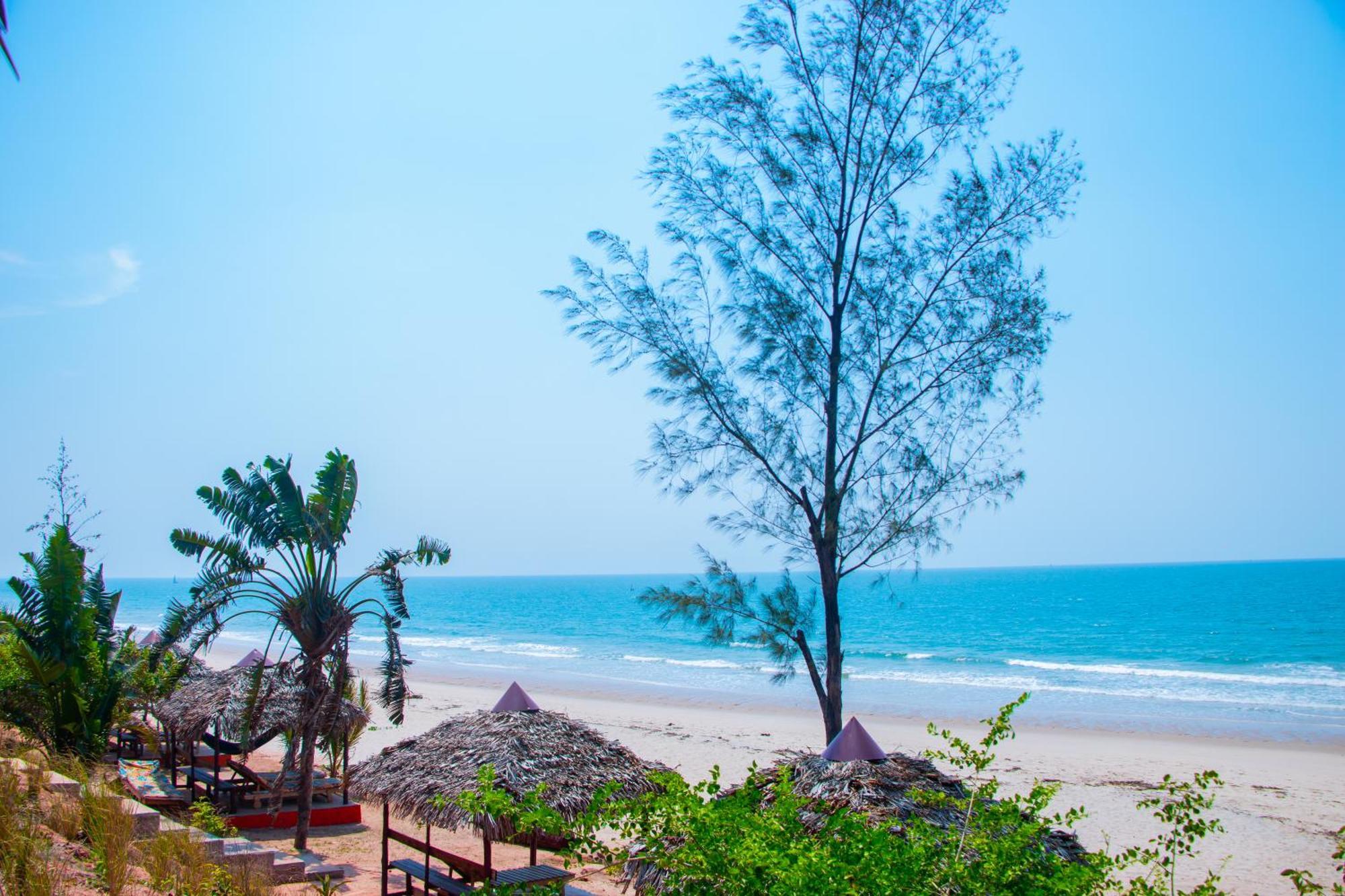 Ampazony Oasis Lodge Mahajanga Eksteriør billede