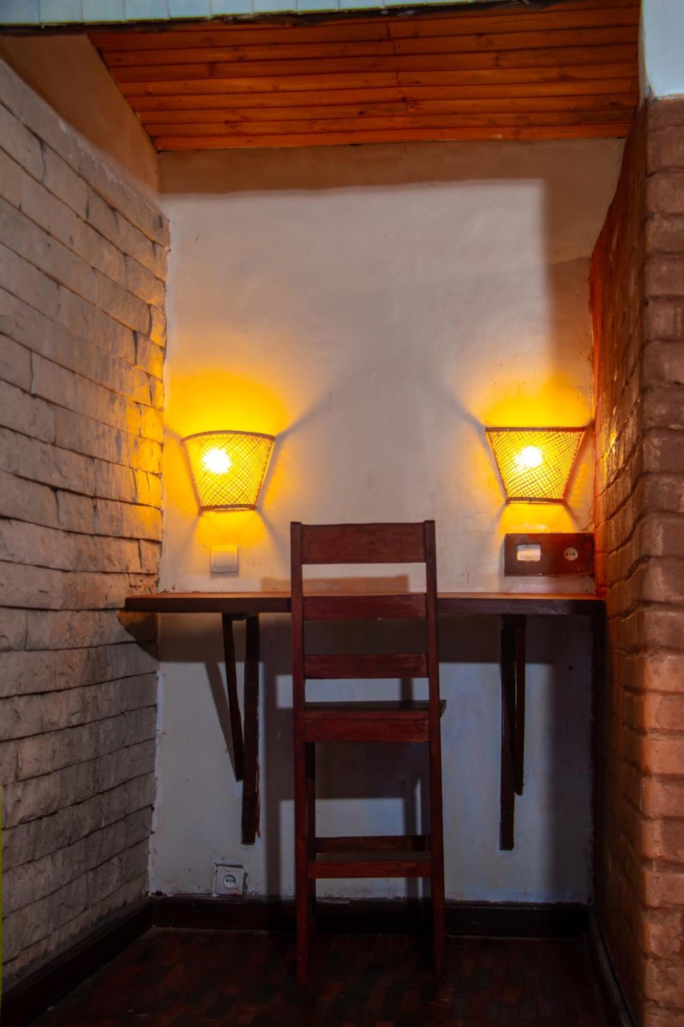 Ampazony Oasis Lodge Mahajanga Eksteriør billede