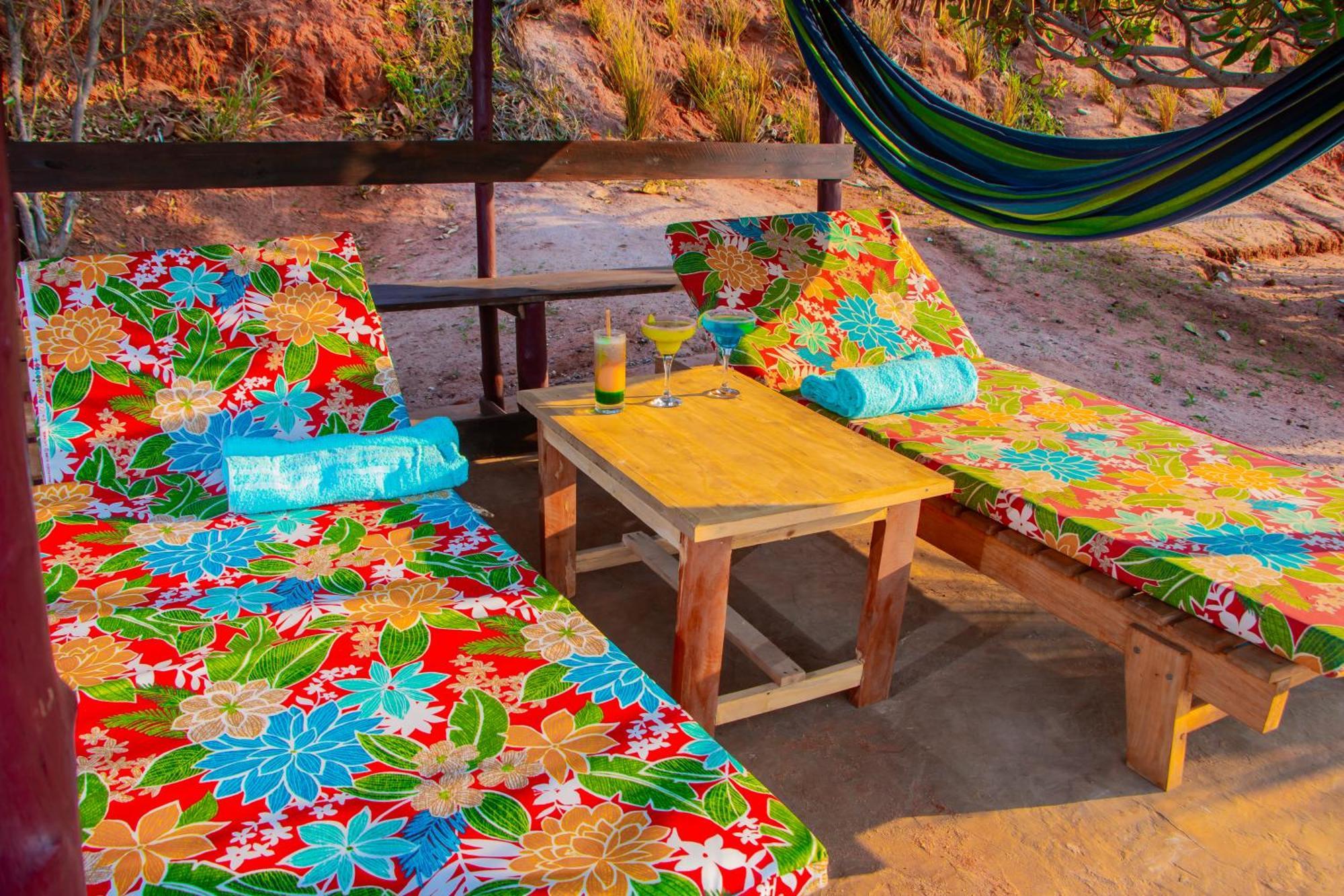 Ampazony Oasis Lodge Mahajanga Eksteriør billede